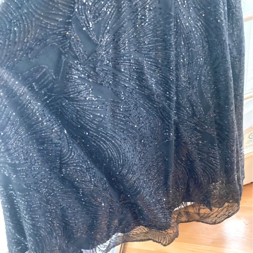 đź–¤Stunning Prom Dressđź–¤ - Picture 6 of 11